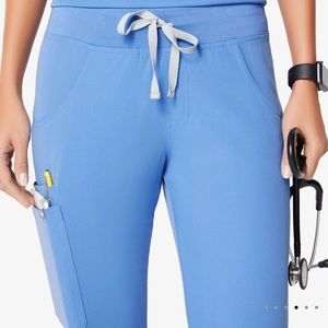 Figs M Kade cargo cell blue